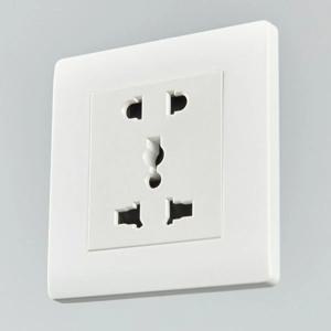 리옹 매트화이트 다국적 콘센트 Pin&3Pin 융 타입 220V 국산 무광 유럽형
