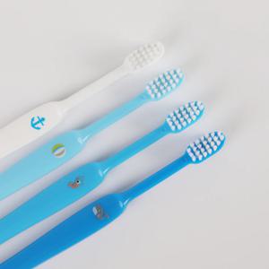 킨더 칫솔 바닷 속 친구의 여름이야기 10p 블루에디션