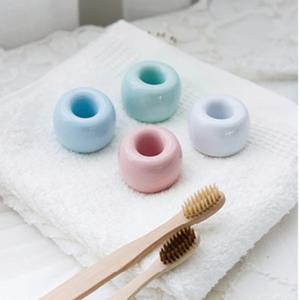 고급 도자기 칫솔꽂이 디자인과 청결함을 함께 다양한 색상을 선택하세요