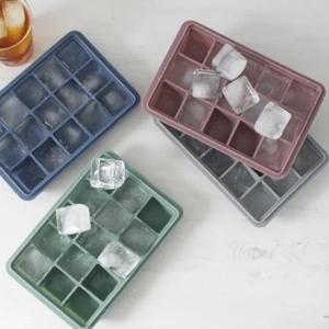 실리콘 아이스 볼 4cm 깊은 사각형 얼음 틀 트레이 (15구 4color)