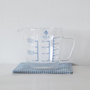 매시 블루 클리어 계량컵 250ml