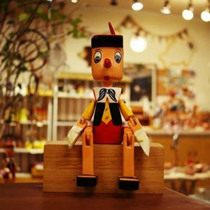 앉아있는 피노키오인형 35cm 목각