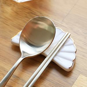 달빛구름 골드라인 도자기 부채 수저받침
