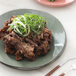 로얄베일 까사드아르떼 접시 중