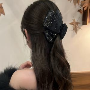 TEMU 1개 우아한 라인스톤 장식 헤어 클로 클립 대형 미끄럼 방지 여성용 헤어 그랩 클립, 일상 착용용, 상어 클립, 삼각형, 헤어 액세서리