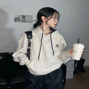 [2TYPE] 스티치 콤비 후디: 2color