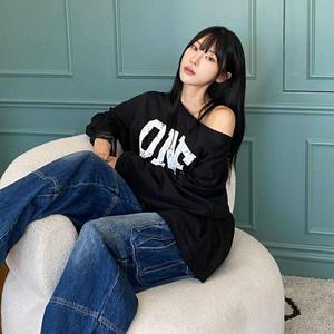 [옷자락]여성 박시핏 오프숄더 데끼 긴팔 캐주얼 맨투맨