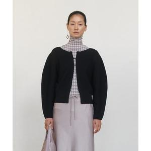 아모멘토 WHOLEGARMENT 라운드 카디건 블랙 250632