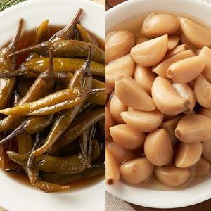 [기타][참맛나반찬] 아삭고추장아찌 1kg + 알마늘 1kg