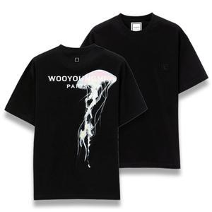 우영미 24SS 코튼 야광 젤리피쉬 백로고 티셔츠 W241TS04708B