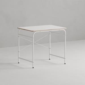 소프시스 오트 라운드 800x600 데스크 책상