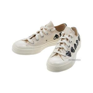 [롯데백화점]꼼데가르송 [라벨루쏘] FW24 공용 로고 로우탑 스니커즈 AZ K126 001 WHITE