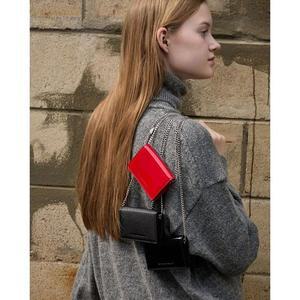 [갤러리아] (24 F/W)  CROSS CHAIN WALLET AQ7AW804