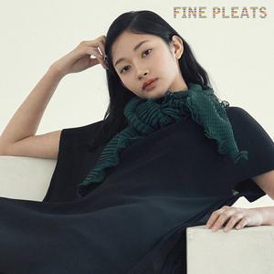 [피네플리츠][FINE PLEATS] 피네 플리츠 볼레로 스카프 딥 그린