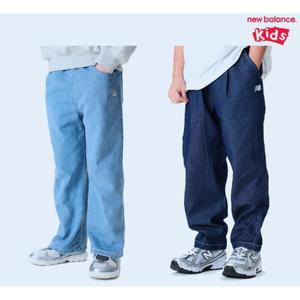 [롯데백화점]뉴발란스 PLAY DENIM_라이트 9부 배기핏 데님팬츠 (NK9TF2501U)