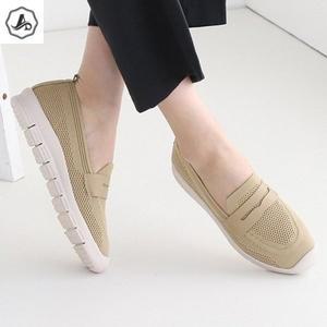[기타][애슬릿] 발 편한 니트 페니 슬립온 여성 봄 운동화
