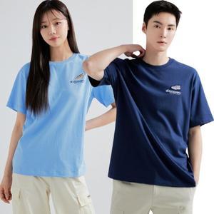 [디스커버리](타임스퀘어점패션관)[24S/S] 디스커버리 DXRS5C043 바시티 등판 그래픽 티셔츠 반팔 남여 ...