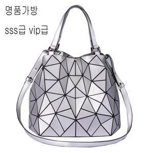 가방 여성 광저우 명품가방 크로스백 sss급 vip급 토트백 s급 버킷백 슬링백 핸드백 골프가방 메신저백 손가방 핸드폰가방 에코백 숄더백 보스턴백 y2k 여성용 바오 디자이너 럭셔리 토트 기하학적 크로스바디 숄더