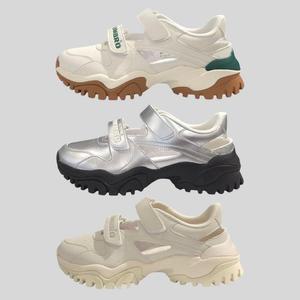 [엄브로] 2025 UQ223ESA49/BUMPY LAYER (범피 레이어)/BEI0(베이지),SIL0(실버),WHGN(