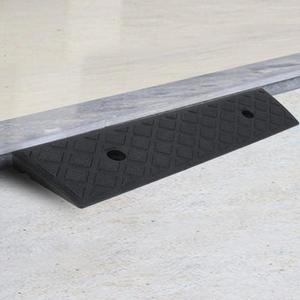 [IXHIP3VQ_4B]계단 문턱 휠체어 진입판(50x13x3cm) (블랙)