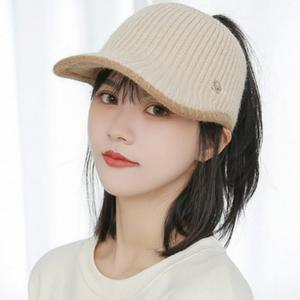모자 등산 아이보리 방한 골프모자 니트모자 겨울 캠핑 보온 니트캡