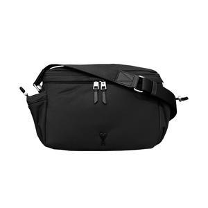 [더팩토리](당일) 25SS 아미 로고 발수 나일론 캔버스 스트링 메신저백 / 블랙 (ULL022 AW0021 001)