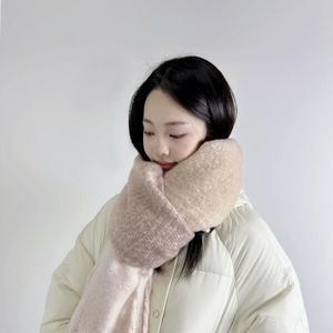 [하프클럽/옷자락]여자 겨울 폭닥한 빅사이즈 배색머플러 니트 목도리