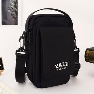 YALE 예일 로고 핸드폰가방 크로스백