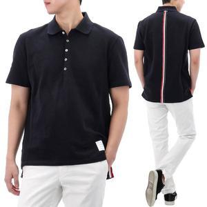 [톰브라운]국내배송 25SS 톰브라운 센터백 스트라이프 폴로 반팔 티셔츠 MJP042A 00050 415