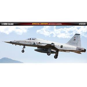 [아카데미과학]2 [아카데미과학] 1/48 R.O.K AIR FORCE KF-5E 제공호 12229