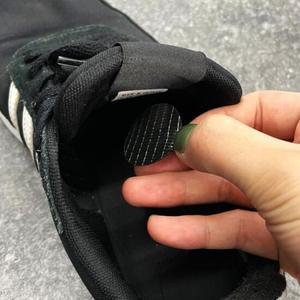 수선패치 신발 블랙 메쉬구멍 운동화