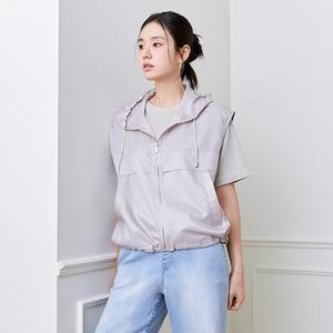 셀렙샵 에디션 25SS 샤이니 후드 베스트