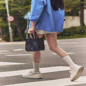 헤지스 액세서리 25FW [선물추천][완판재입고]아이코닉 나일론 미니백(S) HJBA5FE20BK