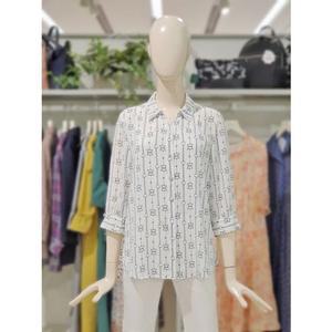 [갤러리아] 크로커다일레이디 기하학 프린트 블라우스 CLDMBL104