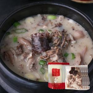 돈사골로 진하게 우려낸 순대국밥 700g*2팩+돼지국밥 680g*2팩