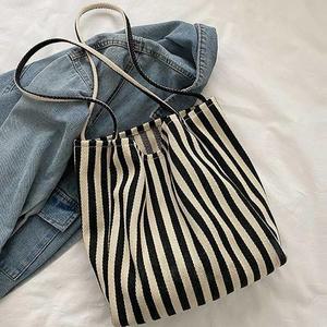 [라일리] Rly 캐주얼 스트라이프 에코 숄더백 캠퍼스룩 데일리백