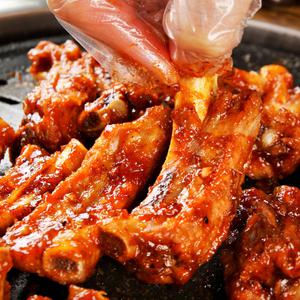 푸짐한 안주 한상 매콤쪽갈비 1팩/600g(냉동)