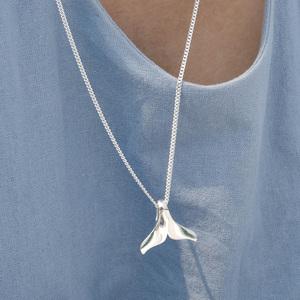 행운의 고래꼬리 목걸이 925은 남여공용 유화 Whale 롱목걸이
