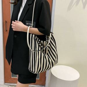 [라일리] Rly 이시아르 에코백 캔버스가방 숄더백 블랙라인