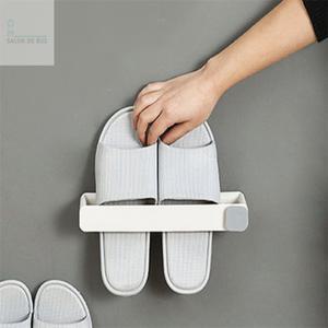 살롱드버스 부착식 슬리퍼걸이 깔끔한욕실