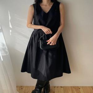 여성 뷔스티에 플리츠 민소매 나시 롱원피스