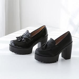 여성 통굽 태슬 가죽 애나멜 가보시 펌프스 (10cm)/여자 봄 가을 신발 키높이 구두 말굽 