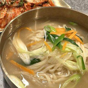 명동칼국수 3인분+마늘김치 2kg 세트
