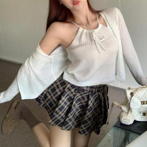 [셀러허브]여성 2컬러시크 소프트 홀터넥 니트 가디건 세트 (S31589677)