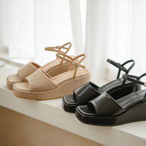 [소보제화](광주신세계)베티브 스트랩 통굽 웨지샌들 7cm