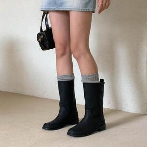 /신상오픈런 무광워커 로우힐 여자 무늬없은 캐쥬얼 롱부츠