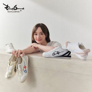 언코리 클래식 스니커즈