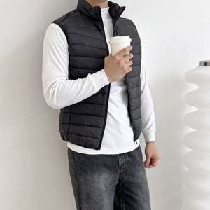 [모로엠] 남성용 캐주얼코디 데일리 하이넥 초 경량 DM-JUA-QKAALZY005