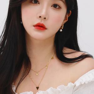 [헤스티아][핑크선물포장+쇼핑백] Leyla Surgical Steel Necklace  서지컬(써지컬) 목걸이