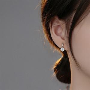순은 92.5 심플 스퀘어 큐빅 귀걸이 LCSE079S